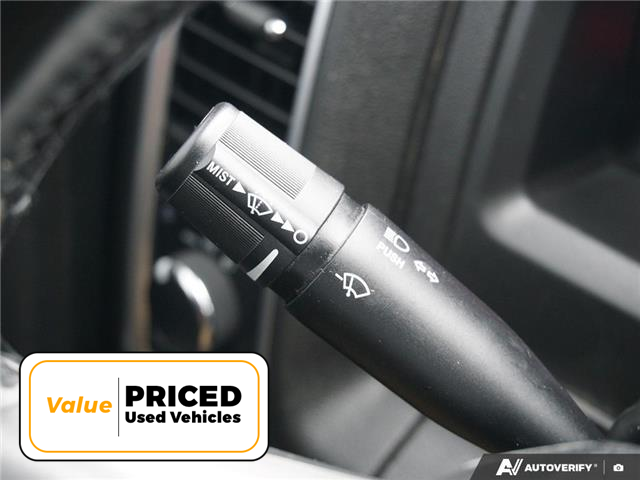 2021 RAM 1500 Classic SLT (Stk: T4400A) in Brantford - Image 17 of 27