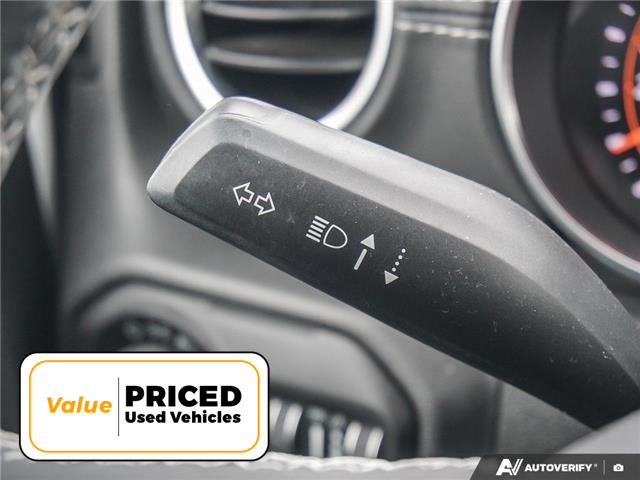 2020 Jeep Wrangler Unlimited Sahara (Stk: 91718) in Brantford - Image 16 of 27