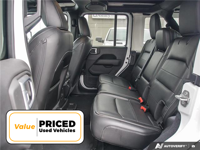 2020 Jeep Wrangler Unlimited Sahara (Stk: 91718) in Brantford - Image 24 of 27