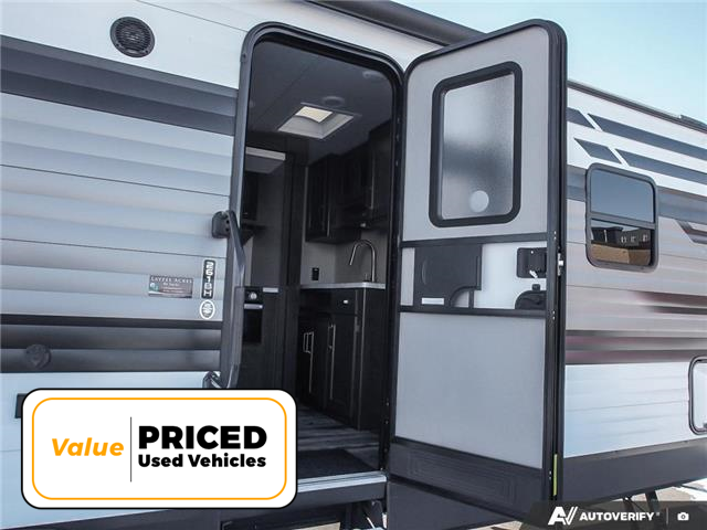 2023 Toyota TRANSCEND  (Stk: 91729) in Brantford - Image 11 of 23