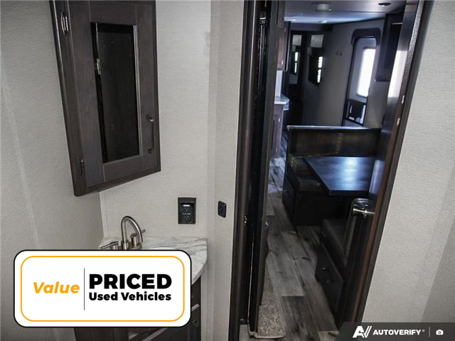 2023 Toyota TRANSCEND  (Stk: 91729) in Brantford - Image 19 of 23