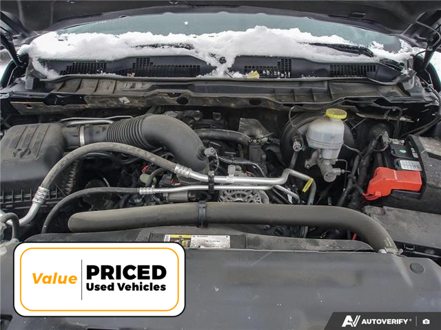 2021 RAM 1500 Classic SLT (Stk: T4221A) in Brantford - Image 8 of 26