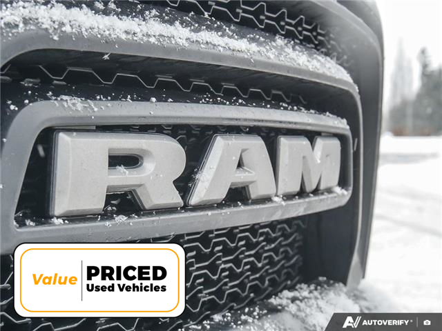 2021 RAM 1500 Classic SLT (Stk: T4221A) in Brantford - Image 9 of 26