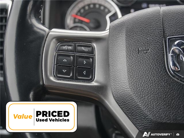 2021 RAM 1500 Classic SLT (Stk: T4221A) in Brantford - Image 18 of 26