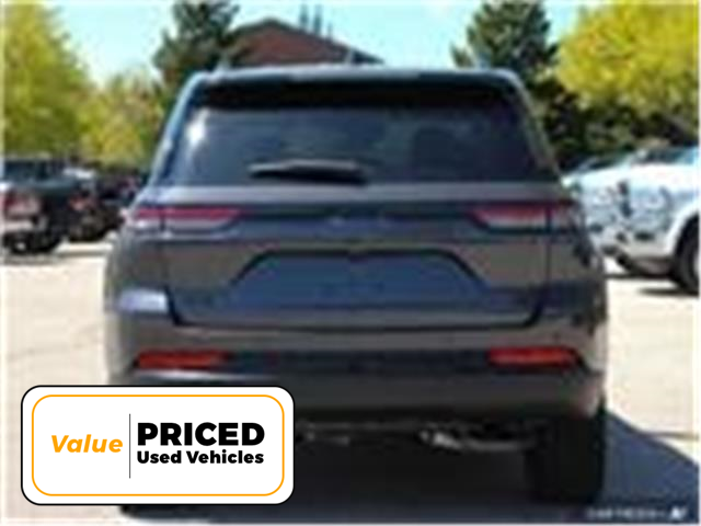 2025 Jeep Grand Cherokee Laredo (Stk: S4021) in Hamilton - Image 5 of 16