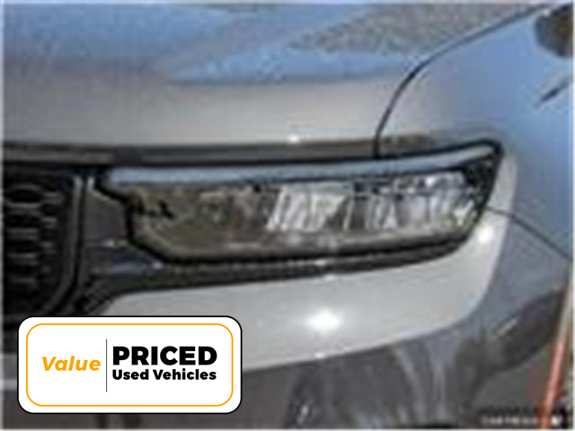 2025 Jeep Grand Cherokee Laredo (Stk: S4021) in Hamilton - Image 8 of 16