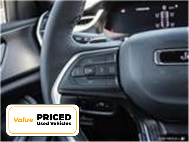 2025 Jeep Grand Cherokee Laredo (Stk: S4021) in Hamilton - Image 12 of 16