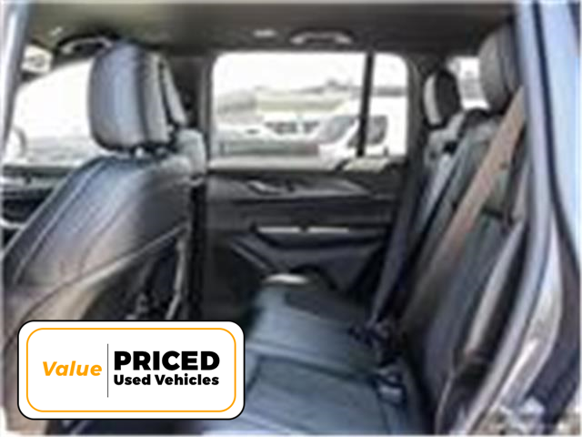 2025 Jeep Grand Cherokee Laredo (Stk: S4021) in Hamilton - Image 15 of 16