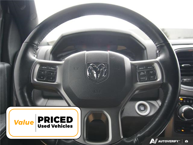 2022 RAM 1500 Classic SLT (Stk: J5439A) in Brantford - Image 14 of 26