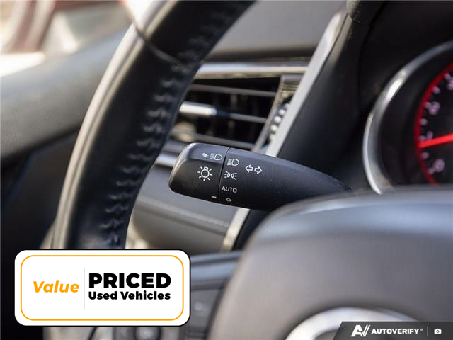 2020 Toyota Camry XSE (Stk: T1009A) in Hamilton - Image 16 of 28