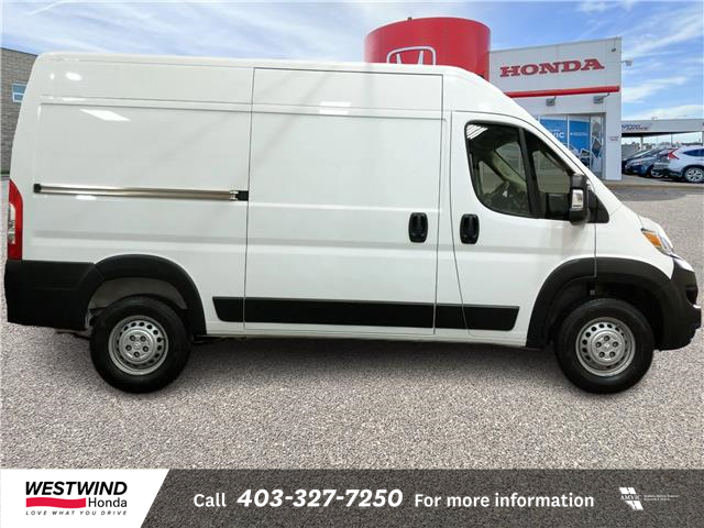 2025 RAM ProMaster 2500 High Roof (Stk: C1669) in Lethbridge - Image 1 of 8