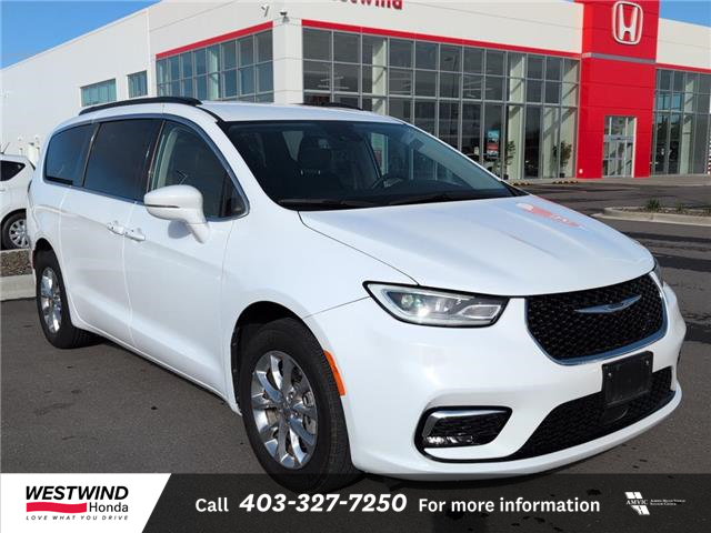 2022 Chrysler Pacifica Touring L (Stk: C1729) in Lethbridge - Image 1 of 23