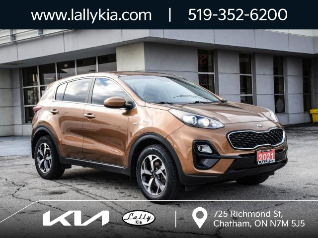 2021 Kia Sportage LX (Stk: KSEL3208A) in Chatham - Image 1 of 24