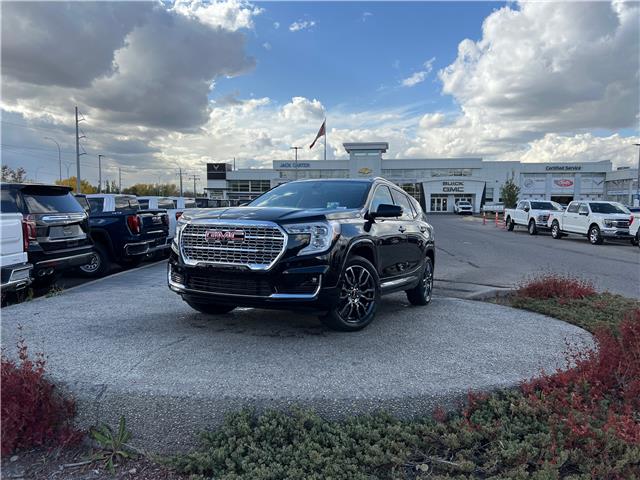 2024 GMC Terrain Denali (Stk: RL151567) in Calgary - Image 1 of 28