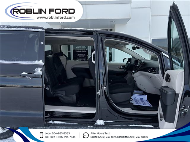 2024 Chrysler Grand Caravan SXT (Stk: F6EGFF) in Roblin - Image 5 of 5