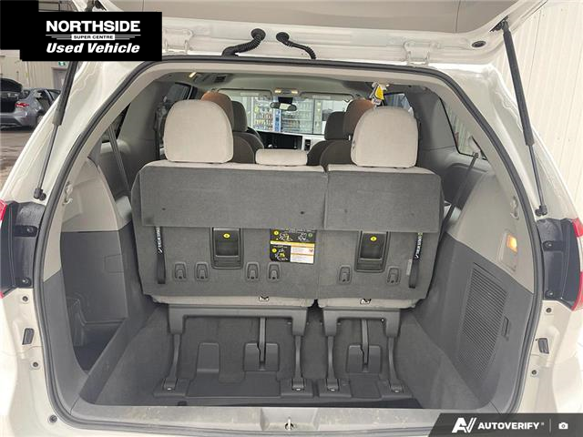 2019 Toyota Sienna 7-Passenger (Stk: V25477A) in Sault Ste. Marie - Image 21 of 24