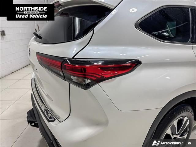 2020 Toyota Highlander XLE (Stk: R25075A) in Sault Ste. Marie - Image 12 of 12