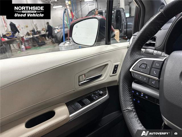 2022 Toyota Sienna Limited 7-Passenger (Stk: V25585A) in Sault Ste. Marie - Image 12 of 27