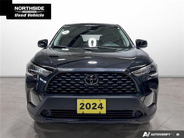 2024 Toyota Corolla Cross LE (Stk: L26002A) in Sault Ste. Marie - Image 2 of 23