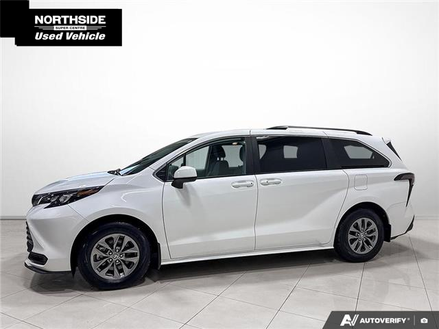 2024 Toyota Sienna LE 8-Passenger (Stk: P8993) in Sault Ste. Marie - Image 3 of 23