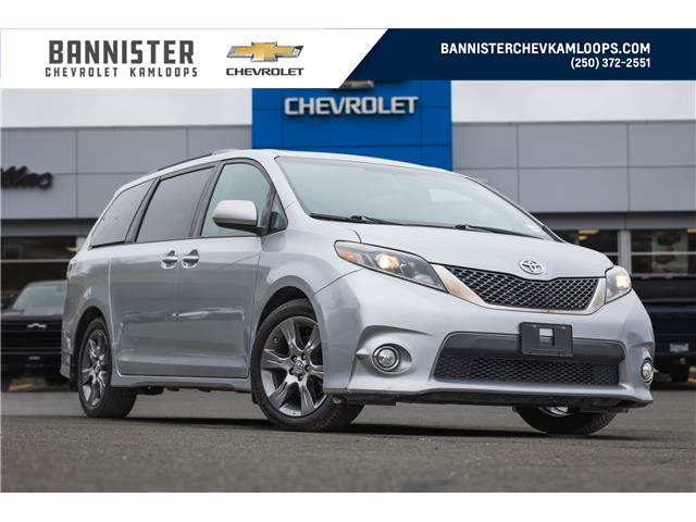 2015 Toyota Sienna SE 8 Passenger (Stk: 4N026A) in Kamloops - Image 1 of 19