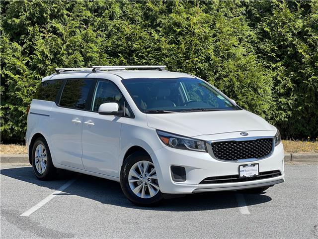2015 Kia Sedona LX (Stk: P4612) in Vancouver - Image 1 of 31