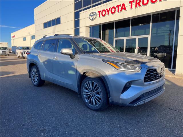 Used 2022 Toyota Highlander Limited Platinum  - Medicine Hat - Medicine Hat Toyota