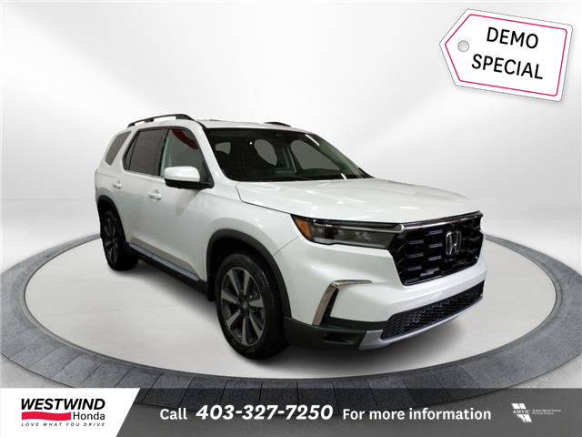 2025 Honda Pilot Touring (Stk: 3844) in Lethbridge - Image 1 of 24