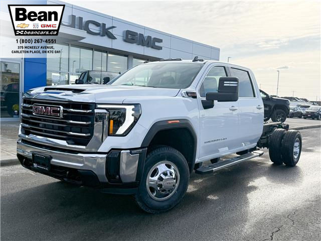 2025 GMC Sierra 3500HD Chassis SLE (Stk: 05072) in Carleton Place - Image 1 of 20