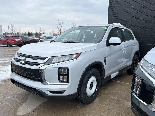 2024 Mitsubishi RVR ES (Stk: R0282) in Barrie - Image 1 of 15