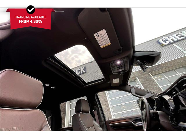 2025 GMC Sierra 3500HD Denali (Stk: 40555U) in Calgary - Image 17 of 35