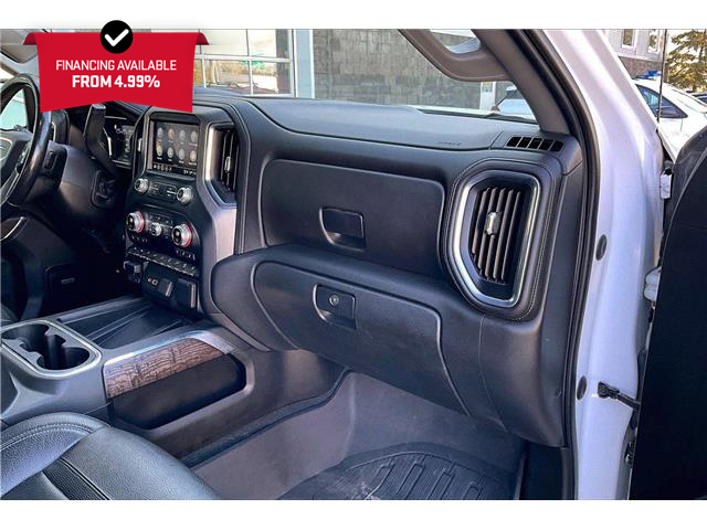 2021 GMC Sierra 1500 Denali (Stk: 01575U) in Calgary - Image 14 of 33