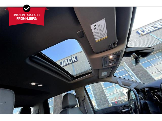2021 GMC Sierra 1500 Denali (Stk: 01575U) in Calgary - Image 15 of 33