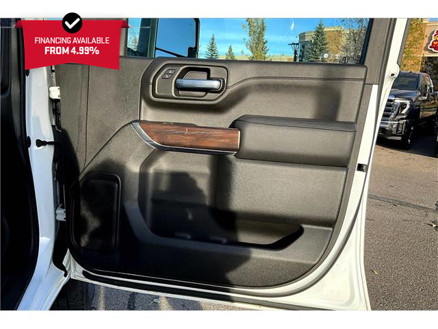 2023 GMC Sierra 3500HD SLT (Stk: 08834U) in Calgary - Image 19 of 35