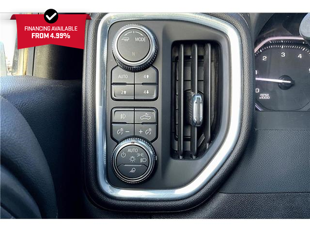 2023 GMC Sierra 3500HD SLT (Stk: 08834U) in Calgary - Image 24 of 35