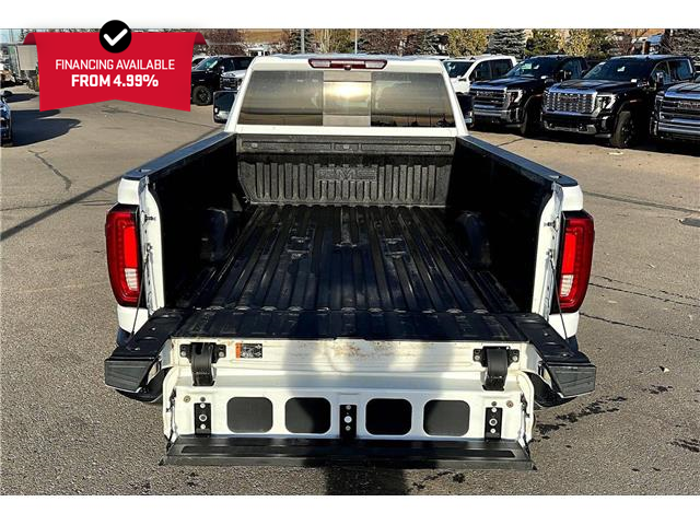 2023 GMC Sierra 3500HD SLT (Stk: 08834U) in Calgary - Image 29 of 35