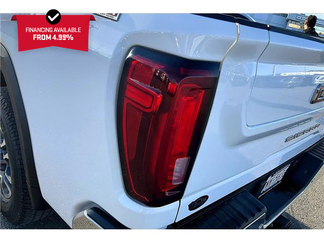2023 GMC Sierra 3500HD SLT (Stk: 08834U) in Calgary - Image 32 of 35