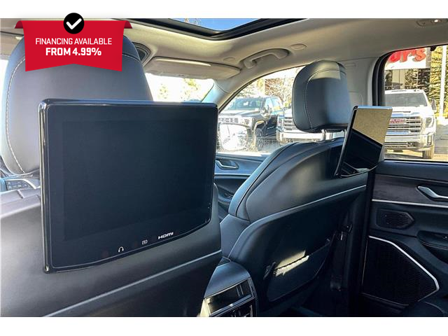 2023 Jeep Grand Cherokee 4xe Base (Stk: 36998U) in Calgary - Image 24 of 35