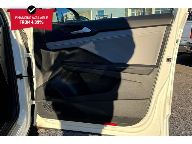 2024 Volkswagen Taos Comfortline (Stk: 14489U) in Calgary - Image 18 of 33