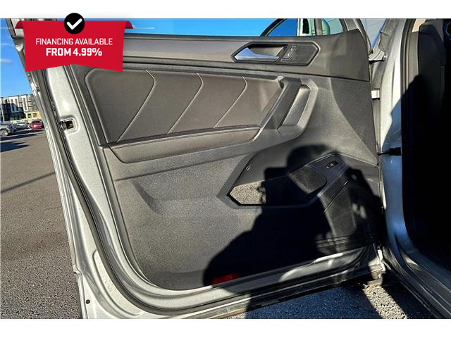 2023 Volkswagen Tiguan Comfortline (Stk: 96891U) in Calgary - Image 17 of 34 2023 Volkswagen Tiguan Comfortline (Stk: 96891U) in Calgary - Image 17 of 34