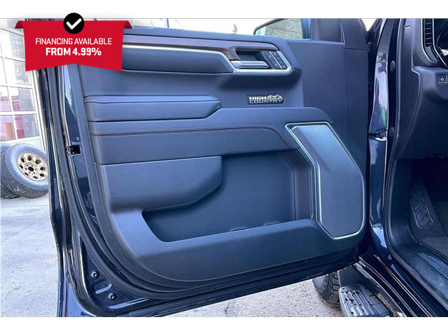 2022 Chevrolet Silverado 1500 High Country (Stk: 16003U) in Calgary - Image 17 of 34