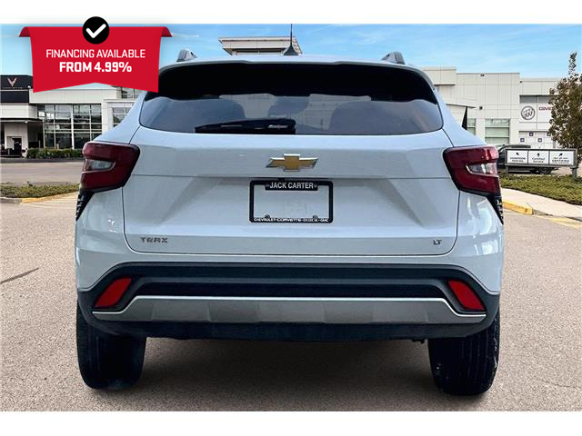 2024 Chevrolet Trax LT photo 4