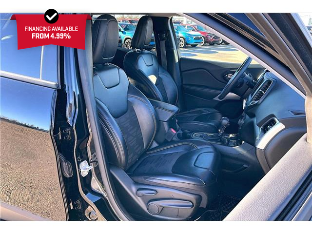2022 Jeep Cherokee Sport (Stk: 31538U) in Calgary - Image 7 of 33