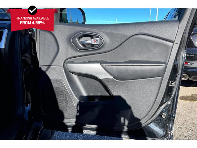 2022 Jeep Cherokee Sport (Stk: 31538U) in Calgary - Image 18 of 33