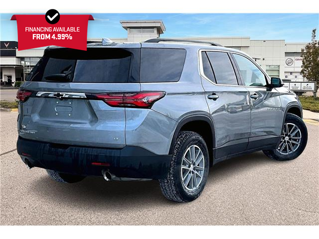 2023 Chevrolet Traverse LT Cloth (Stk: 31493U) in Calgary - Image 2 of 35