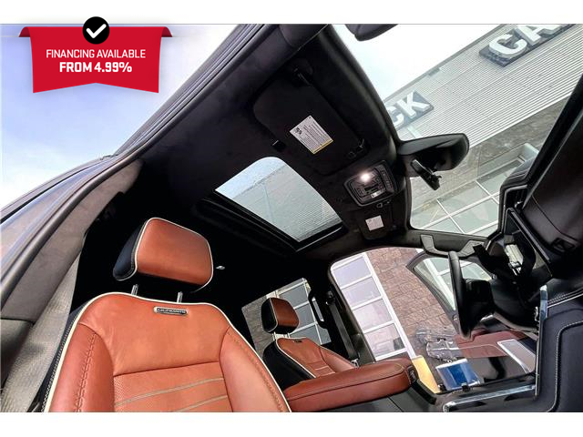 2025 GMC Sierra 3500HD Denali Ultimate (Stk: 66237U) in Calgary - Image 17 of 36