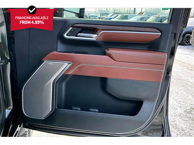 2025 GMC Sierra 3500HD Denali Ultimate (Stk: 66237U) in Calgary - Image 19 of 36