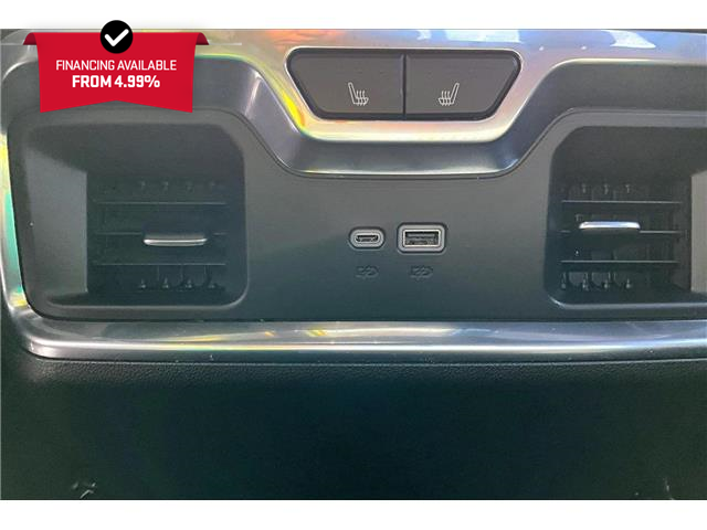 2025 GMC Sierra 3500HD Denali Ultimate (Stk: 66237U) in Calgary - Image 26 of 36