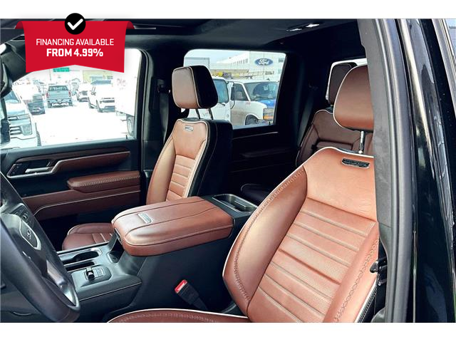2025 GMC Sierra 3500HD Denali Ultimate (Stk: 66237U) in Calgary - Image 27 of 36