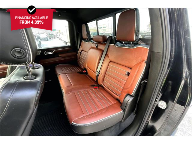 2025 GMC Sierra 3500HD Denali Ultimate (Stk: 66237U) in Calgary - Image 28 of 36